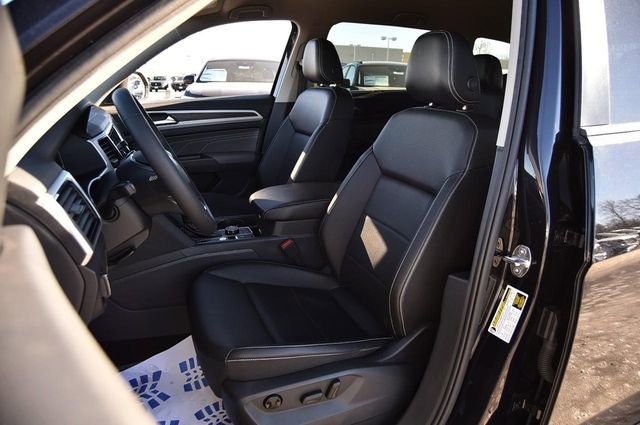 Certified 2023 Volkswagen Atlas SE image 19