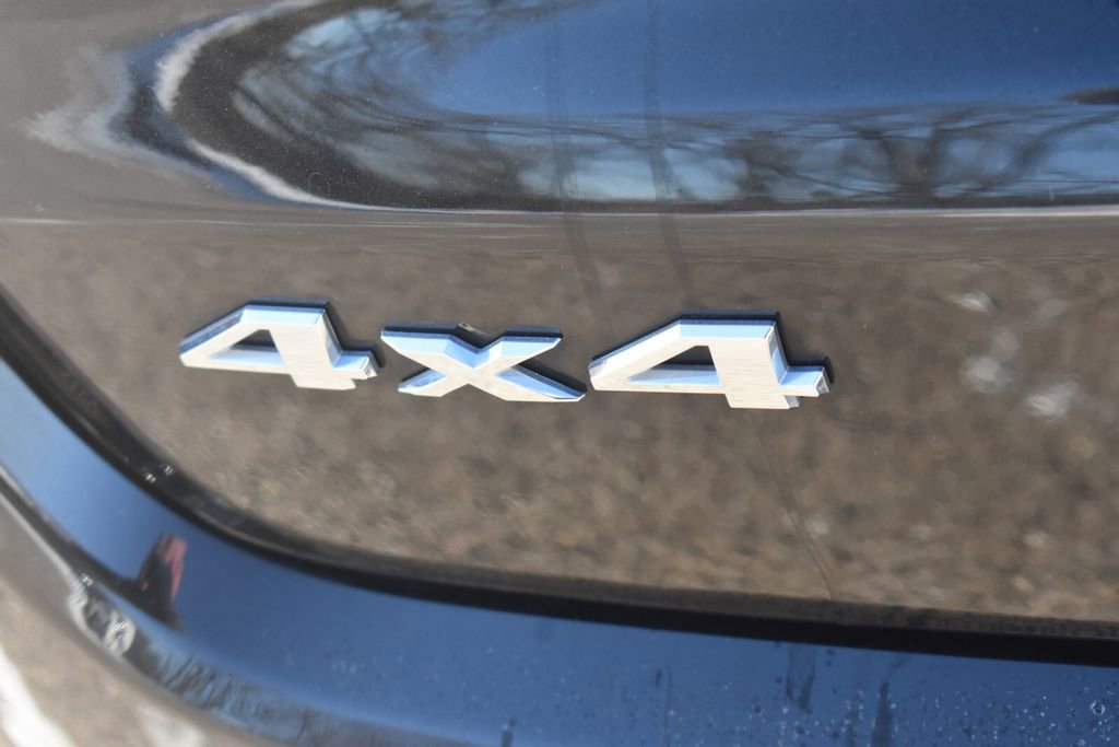 Used 2022 Jeep Compass Limited AWD/4WD image 19