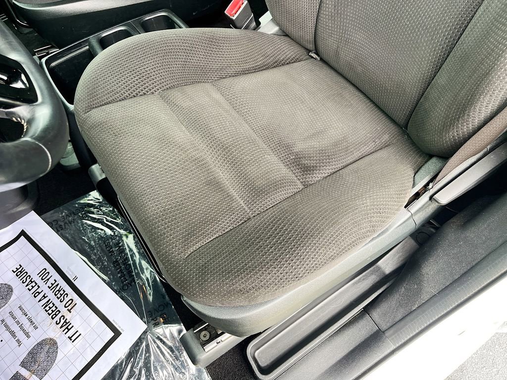 Certified 2018 Dodge Grand Caravan SE image 18