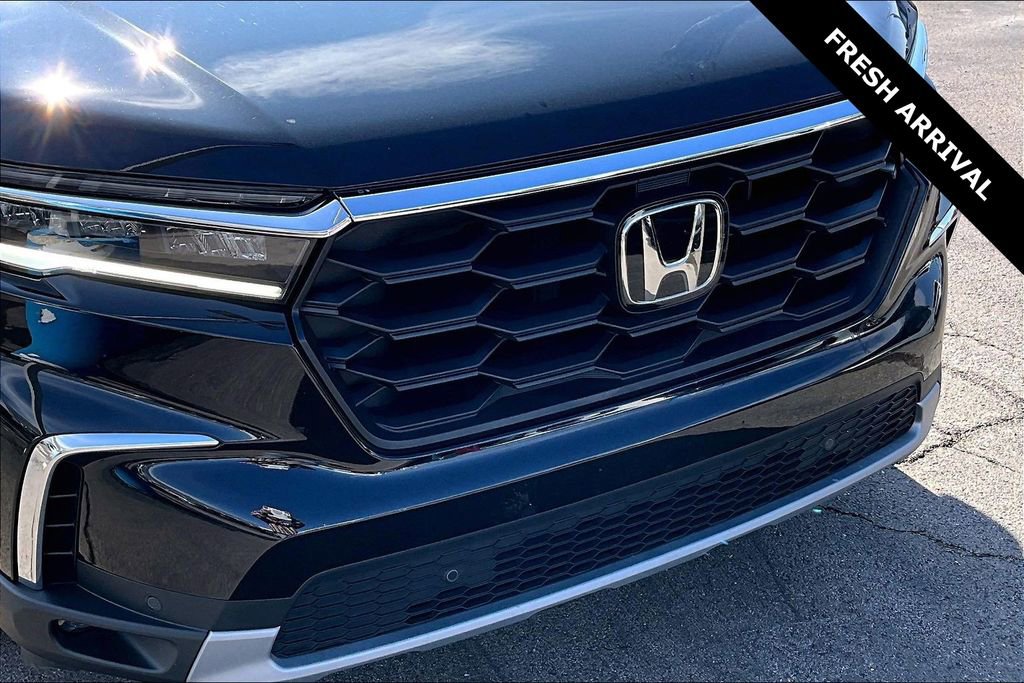 Used 2025 Honda Pilot EX-L image 32