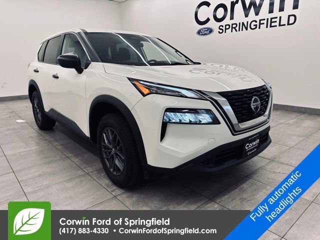 Used 2021 Nissan Rogue S image 5