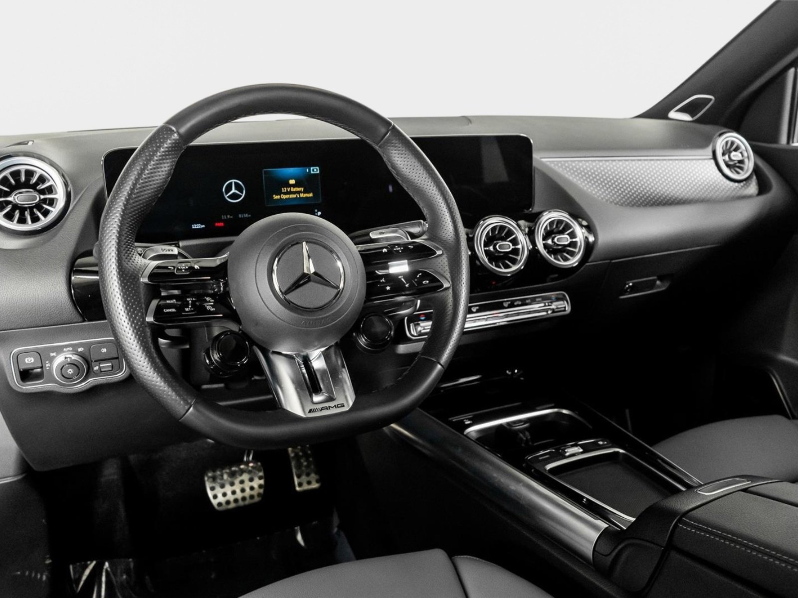 Used 2024 Mercedes-Benz GLA 35 AMG 4MATIC image 2