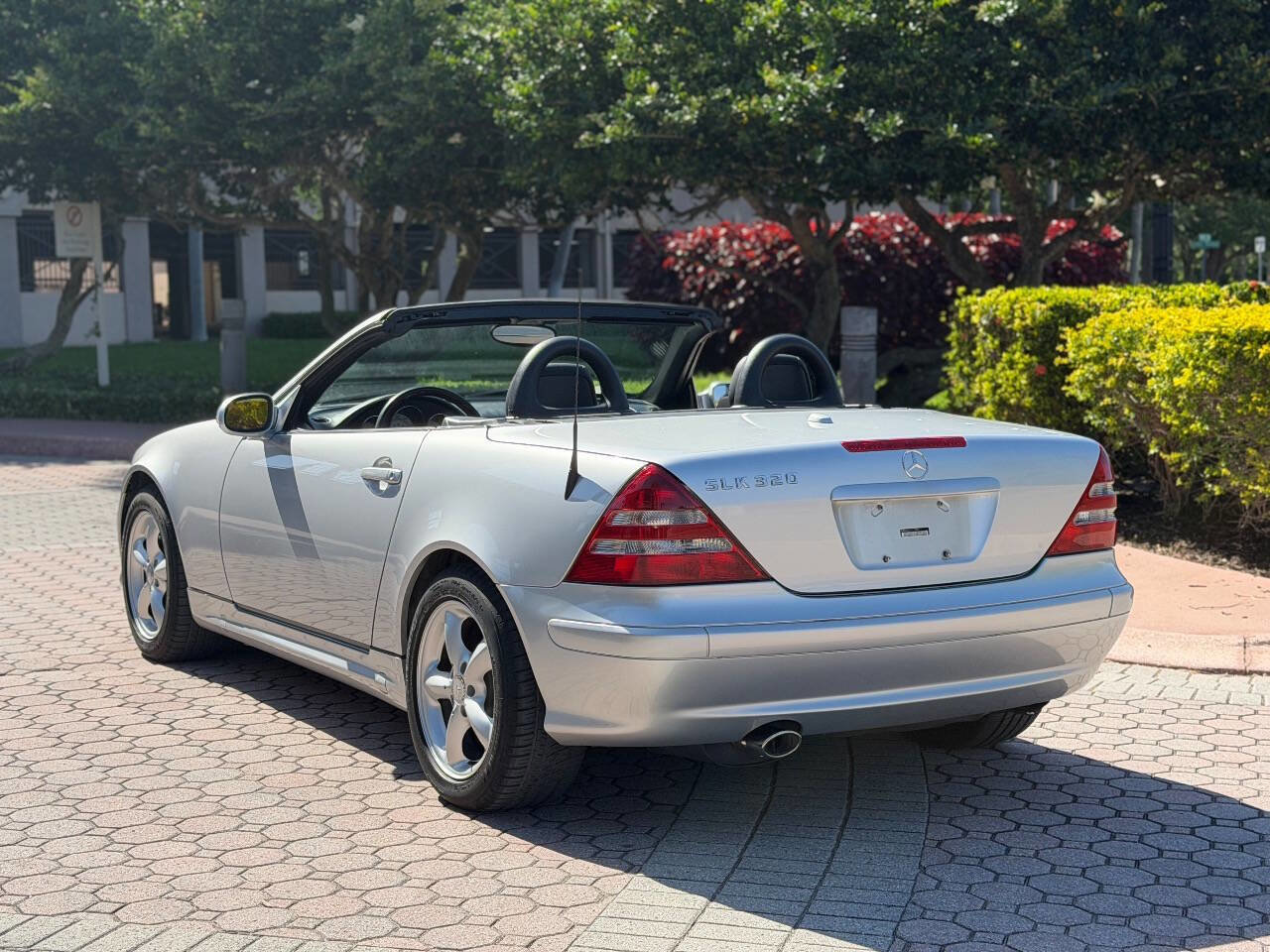 Used 2001 Mercedes-Benz SLK 320 image 30