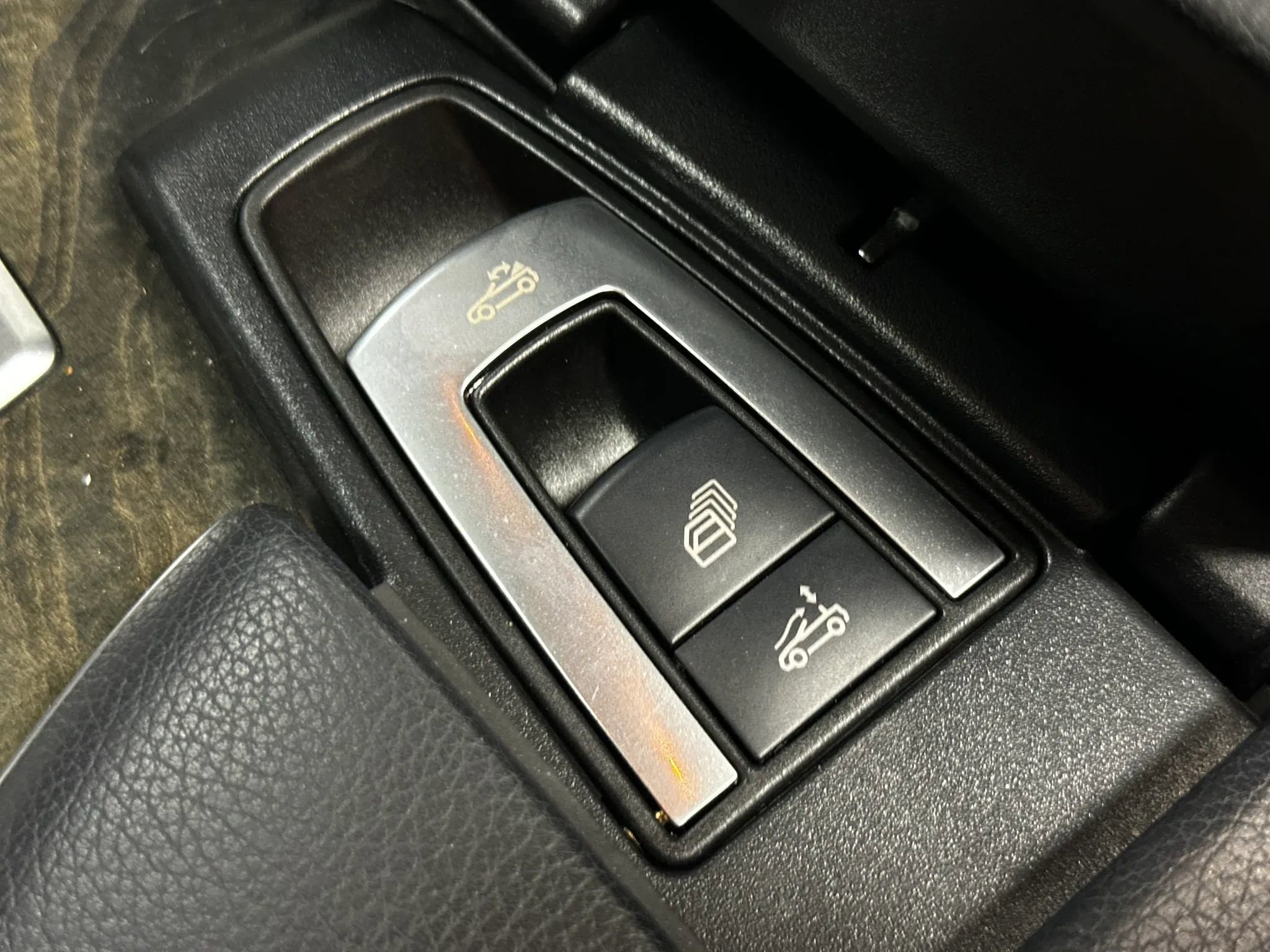 Used 2018 Mercedes-Benz SL 450 image 43