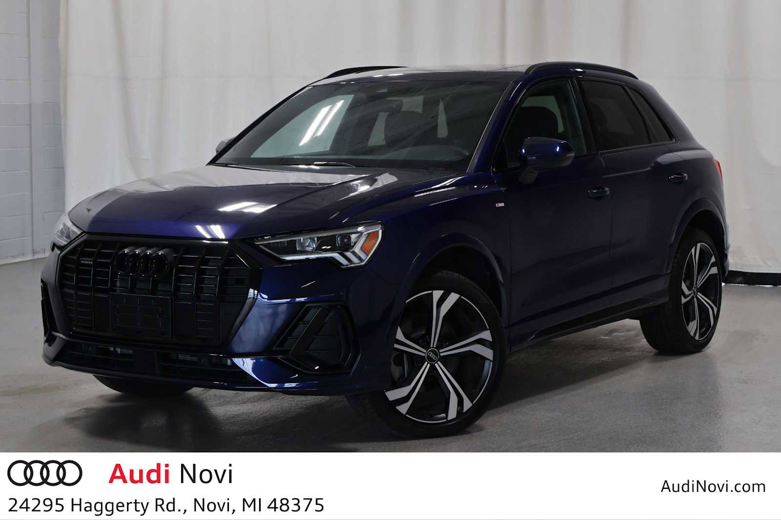 Used 2023 Audi Q3 2.0T Premium Plus w/ Premium Plus Package AWD/4WD image 1