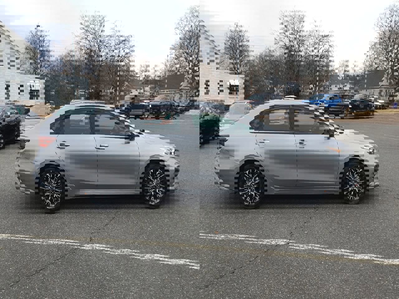 Used 2022 Kia Forte GT-Line w/ GT-Line Premium Package image 9