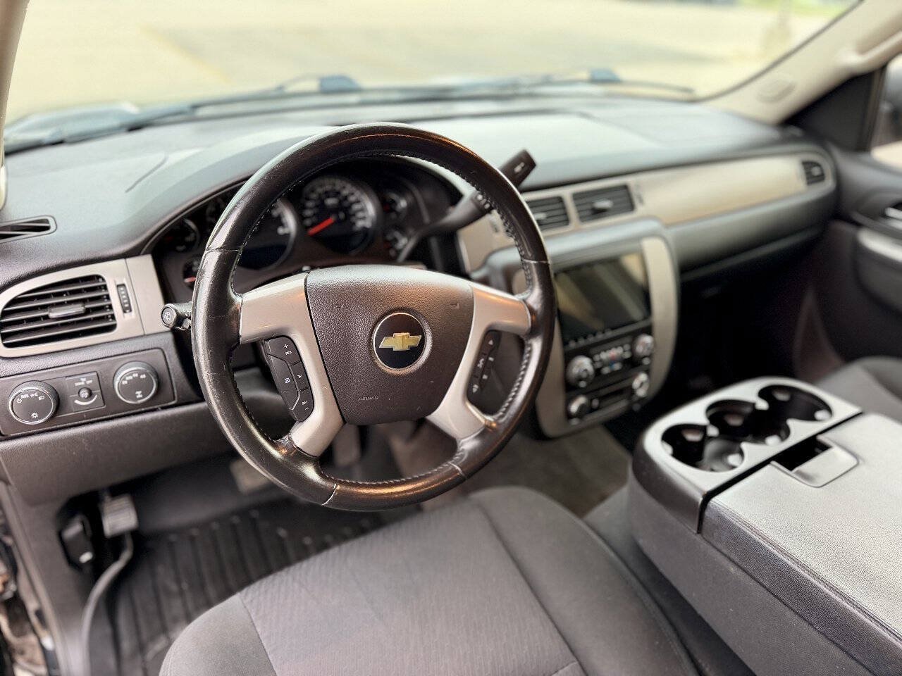 Used 2013 Chevrolet Tahoe 4WD image 13