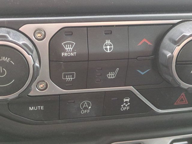 Used 2021 Jeep Wrangler Unlimited Sahara AWD/4WD image 22