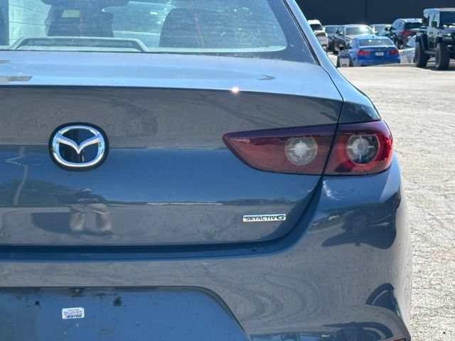 Used 2023 MAZDA MAZDA3 s FWD image 5