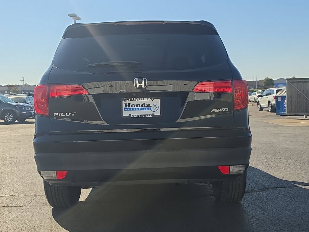 Used 2017 Honda Pilot EX image 6
