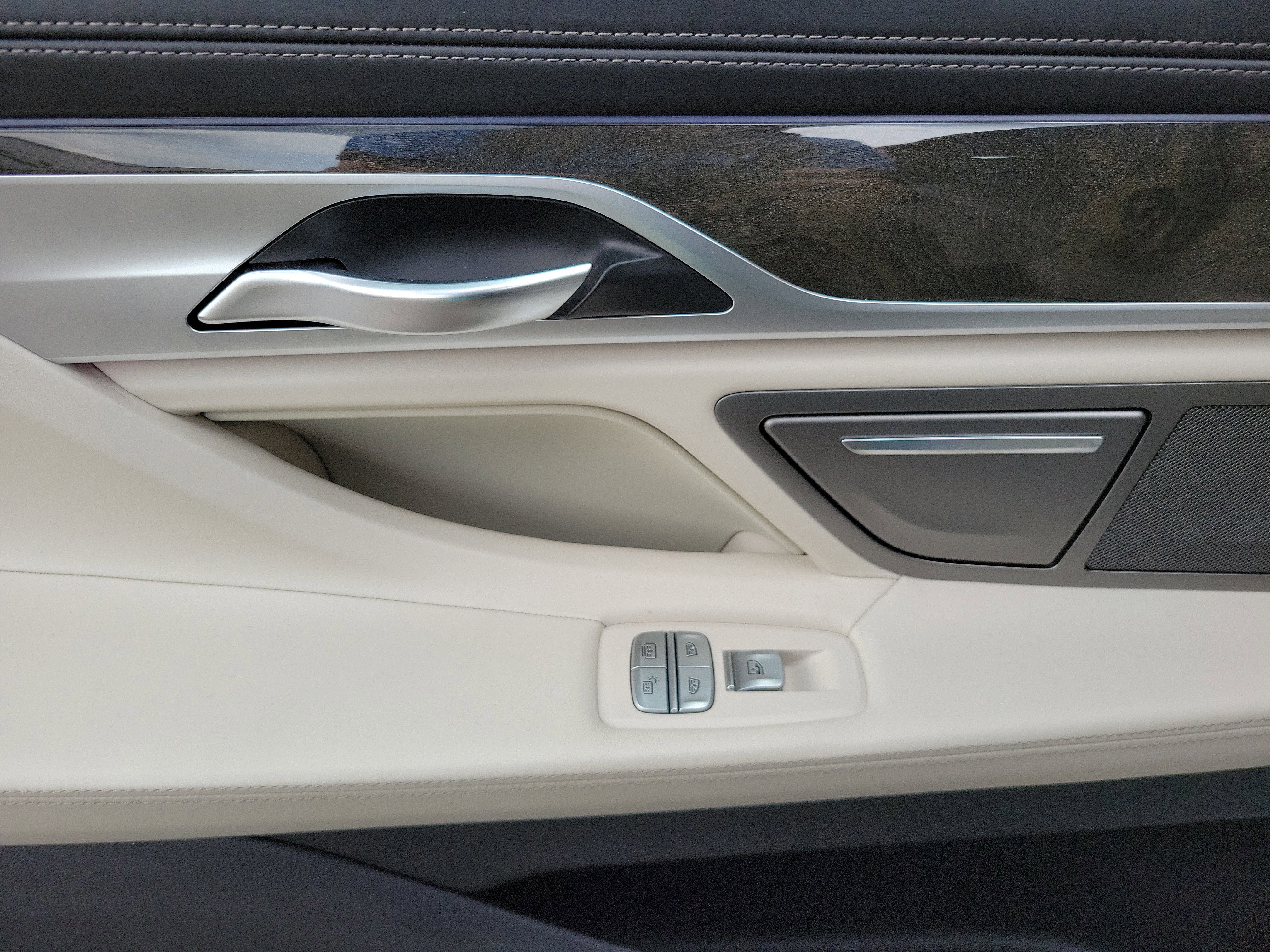 Used 2018 BMW 750i xDrive image 20