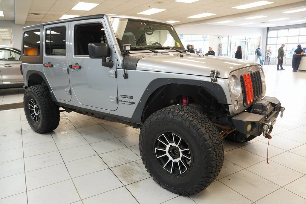 Used 2018 Jeep Wrangler Unlimited Sport S image 12