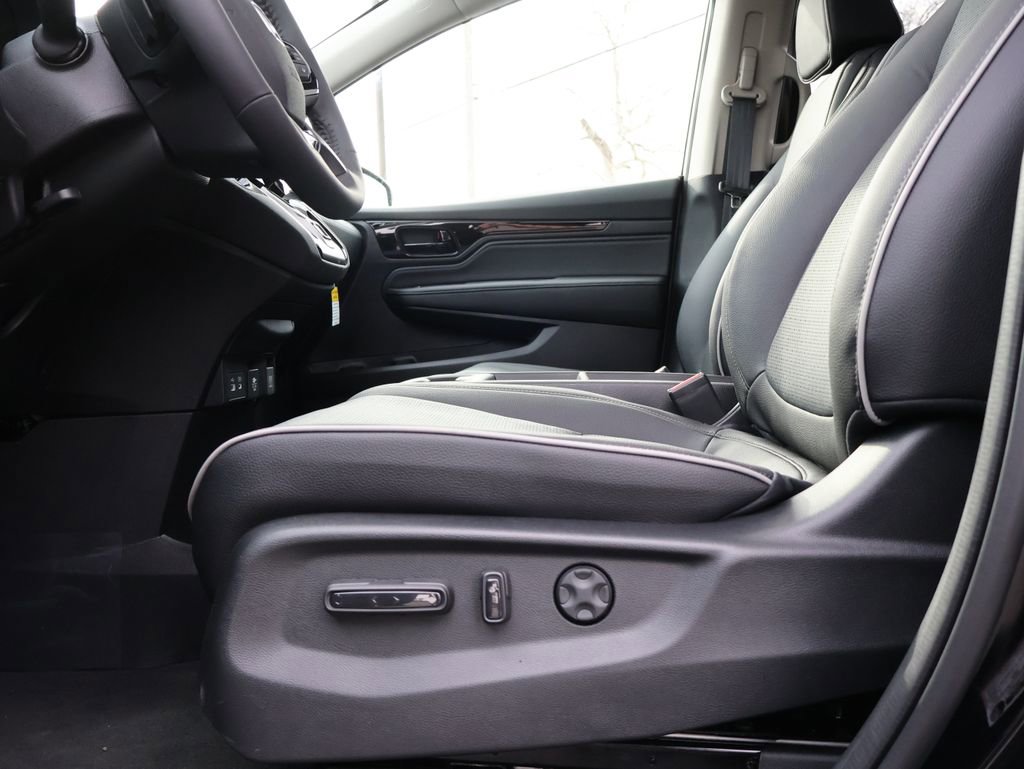 New 2026 Honda Odyssey Elite image 23