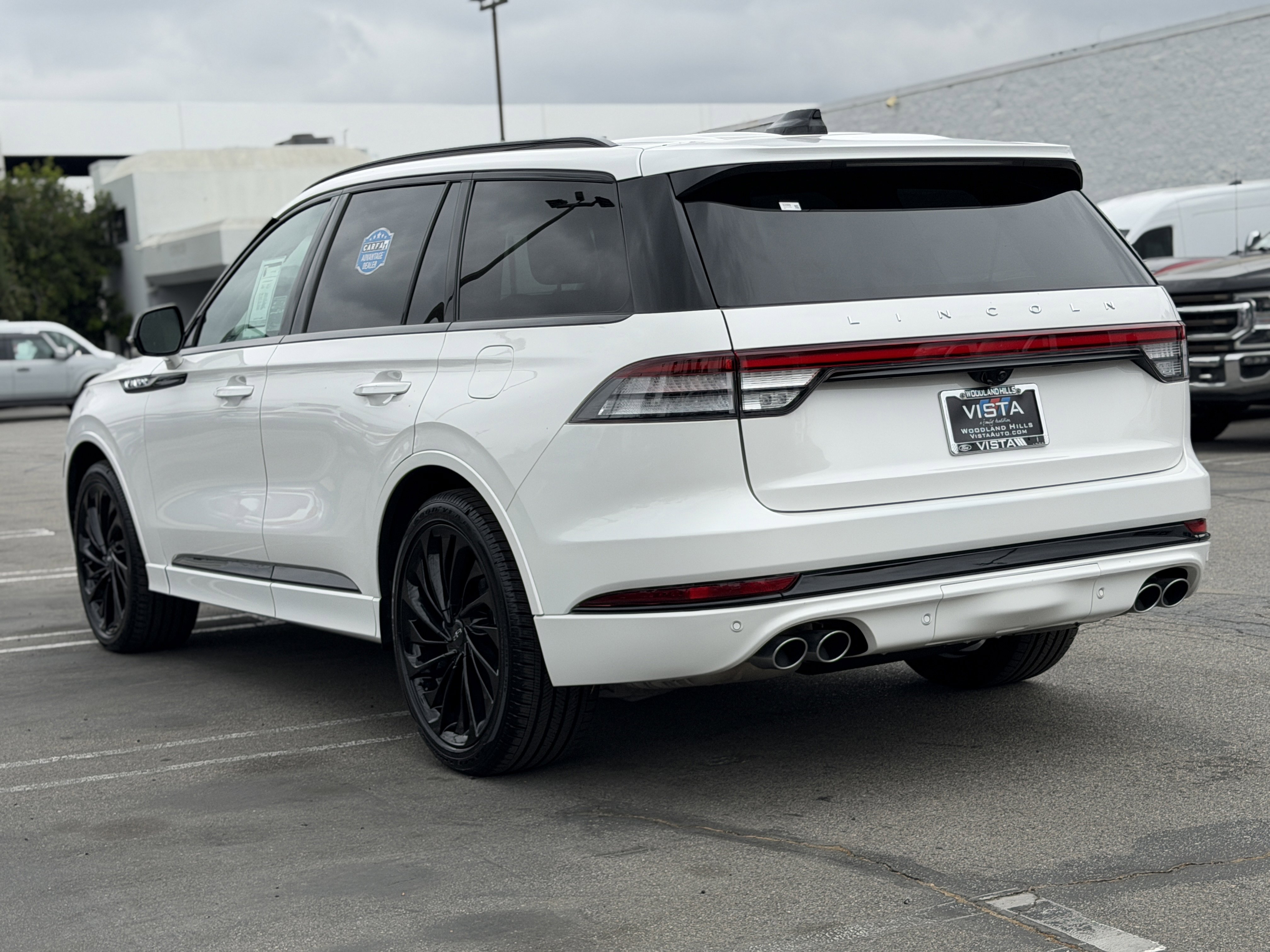 Used 2025 Lincoln Aviator Reserve w/ Equipment Group 201A AWD/4WD image 6