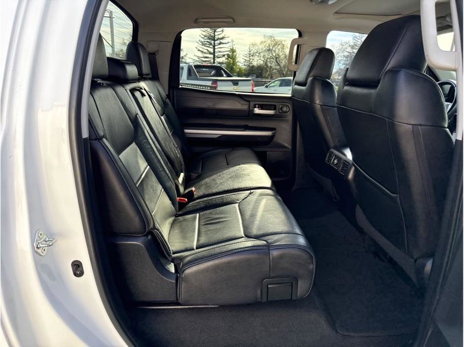 Used 2015 Toyota Tundra Limited w/ Limited Premium Package AWD/4WD image 17