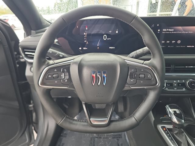 Used 2025 Buick Envista Preferred w/ Convenience I Package FWD image 27
