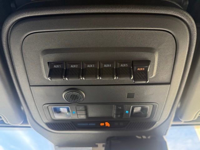 Used 2024 Ford Bronco Badlands image 17