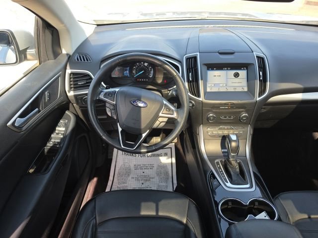 Used 2017 Ford Edge SEL w/ Equipment Group 201A AWD/4WD image 2