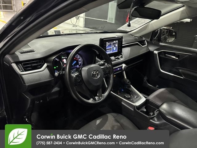 Used 2019 Toyota RAV4 XLE w/ Carpet Mat Package AWD/4WD image 10