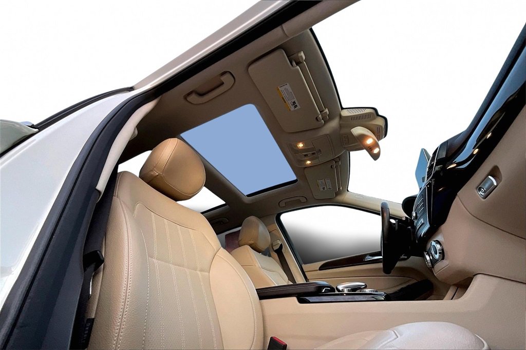 Used 2018 Mercedes-Benz GLE 350 4MATIC image 26