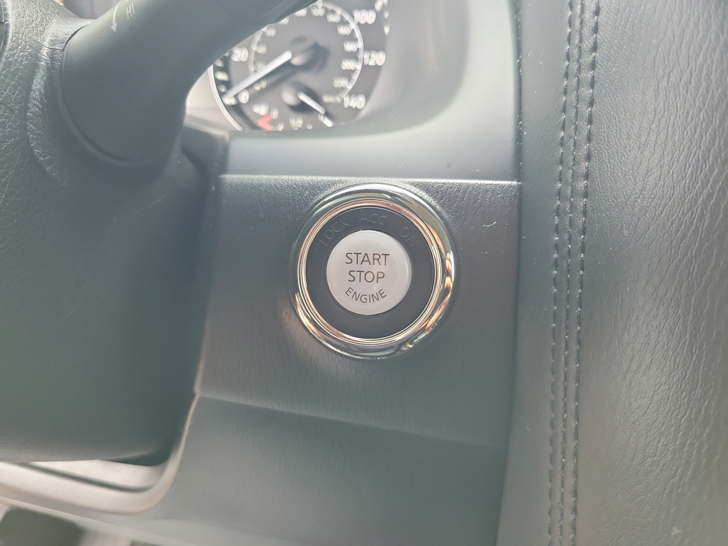 Used 2022 Nissan Armada SL RWD image 21