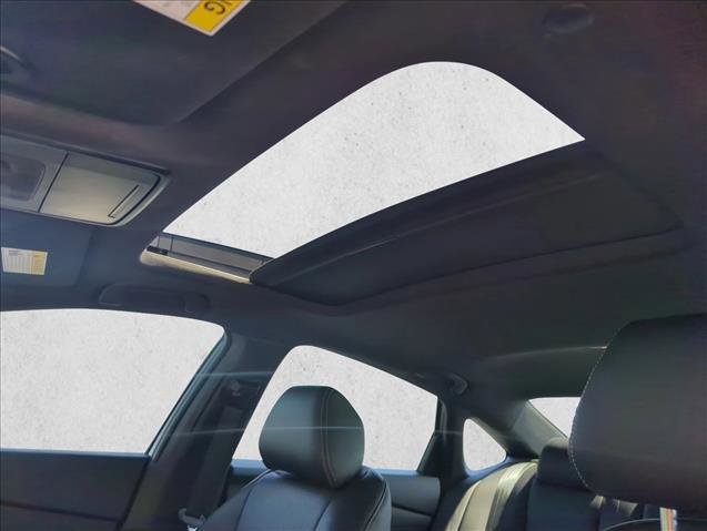 Used 2025 Honda Accord Sport image 16