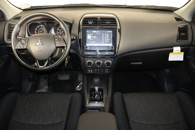 Used 2024 Mitsubishi Outlander Sport ES AWD/4WD image 13