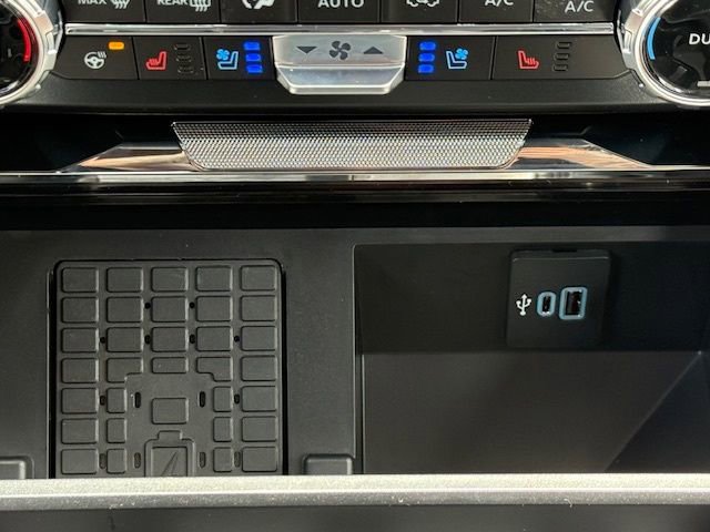 New 2026 Ford F350 King Ranch w/ Chrome Package image 29