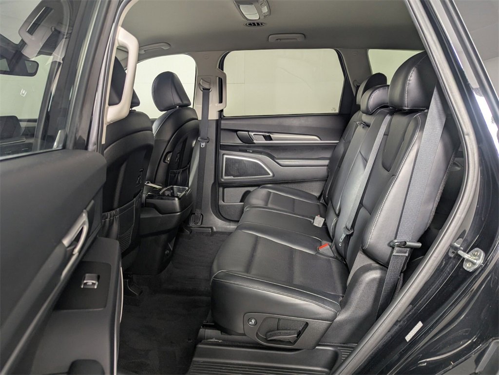 Used 2022 Kia Telluride LX image 23
