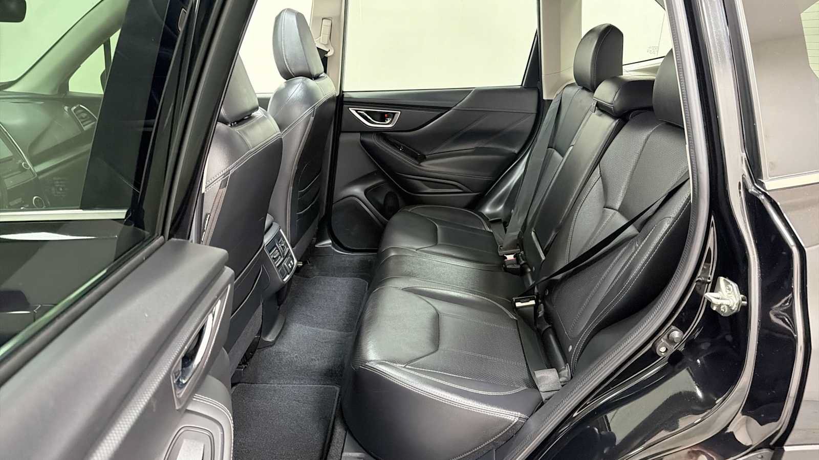 Used 2019 Subaru Forester Limited AWD/4WD image 25