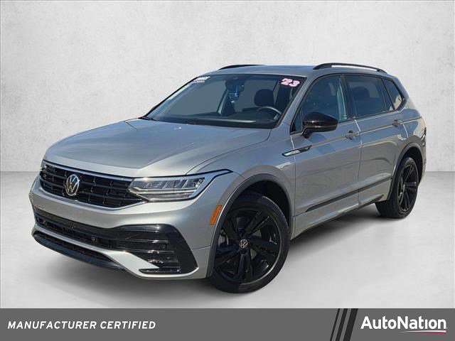 Certified 2023 Volkswagen Tiguan SE R-Line image 1