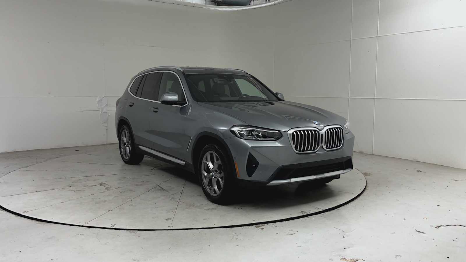Used 2023 BMW X3 xDrive30i w/ Premium Package AWD/4WD video 2