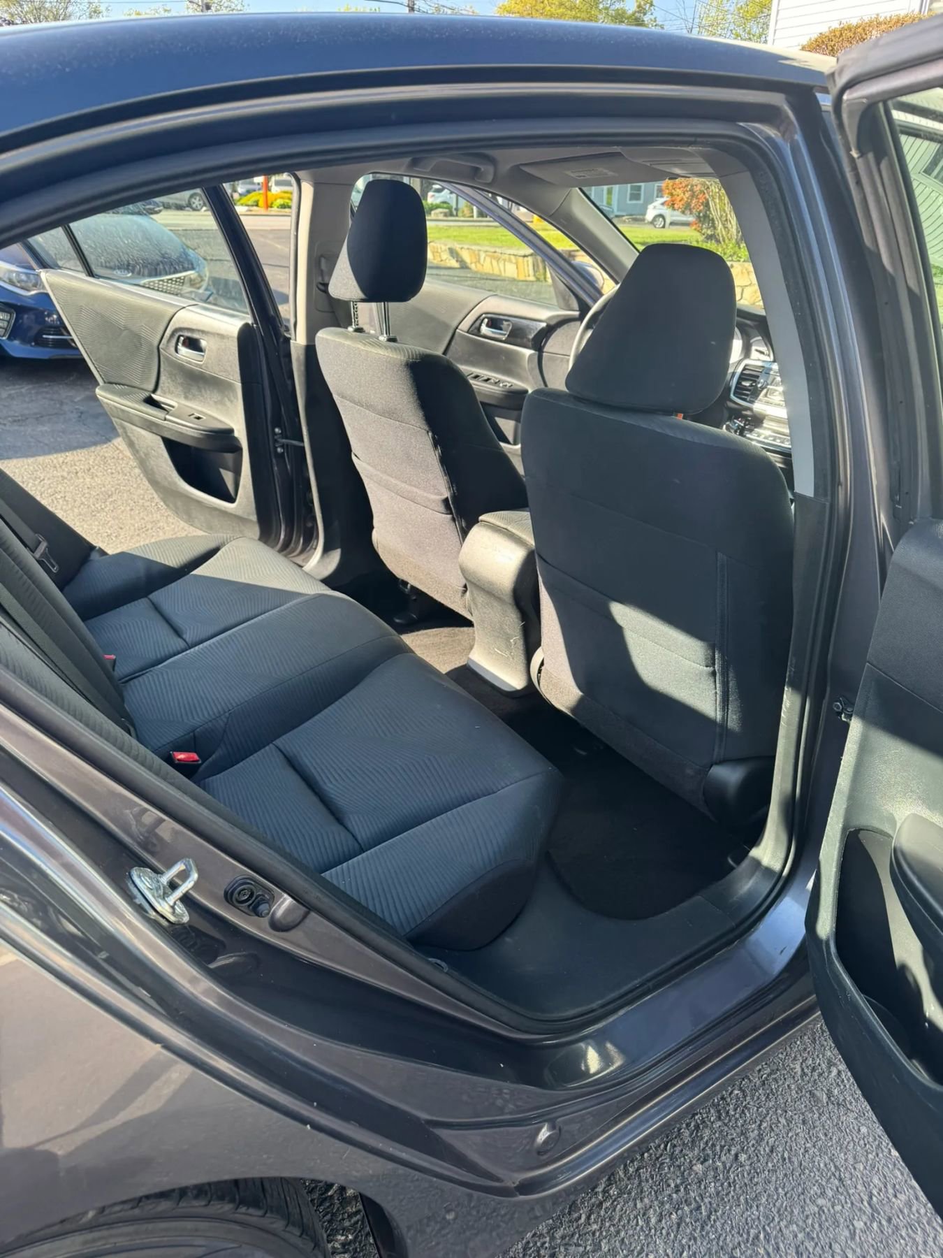 Used 2016 Honda Accord LX image 25