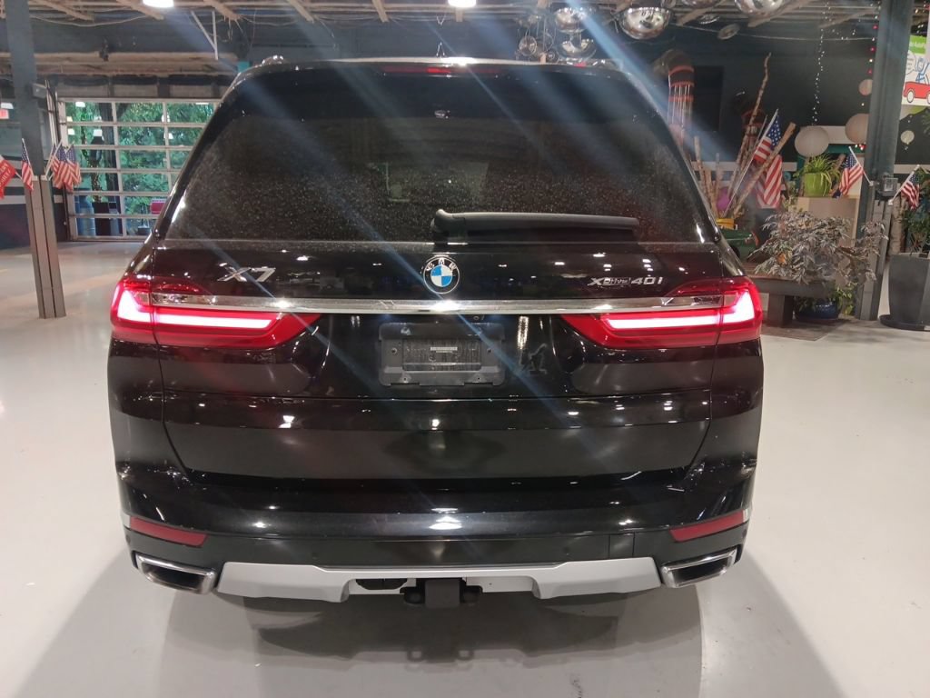 Used 2021 BMW X7 xDrive40i w/ Premium Package AWD/4WD image 7