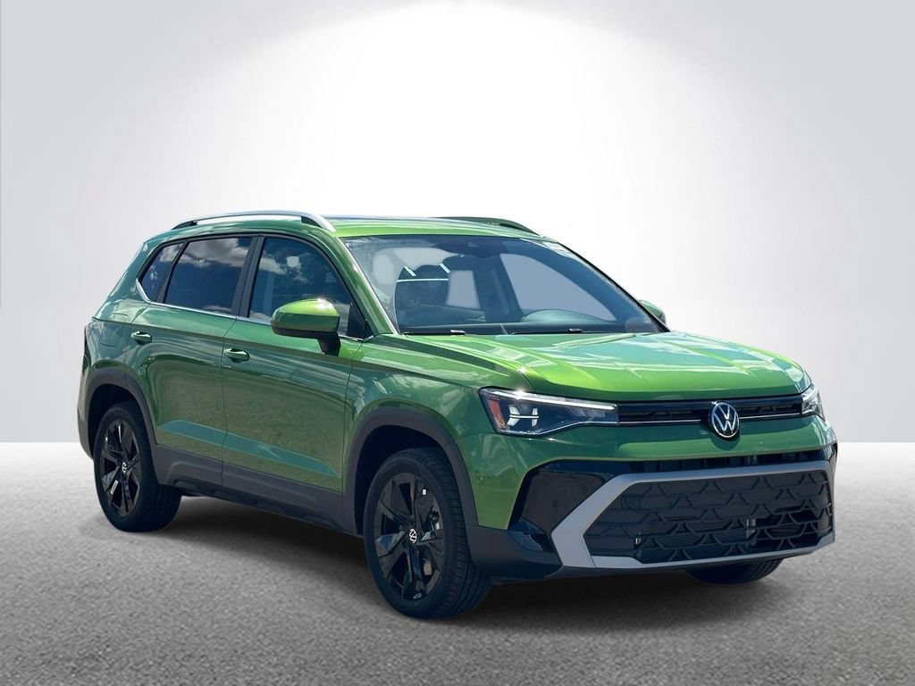 New 2026 Volkswagen Taos SE FWD image 5