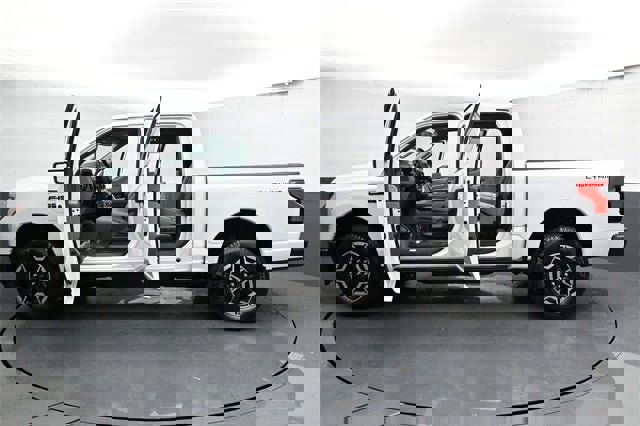 New 2024 Ford F150 Lightning Pro w/ Max Trailer Tow Package image 31