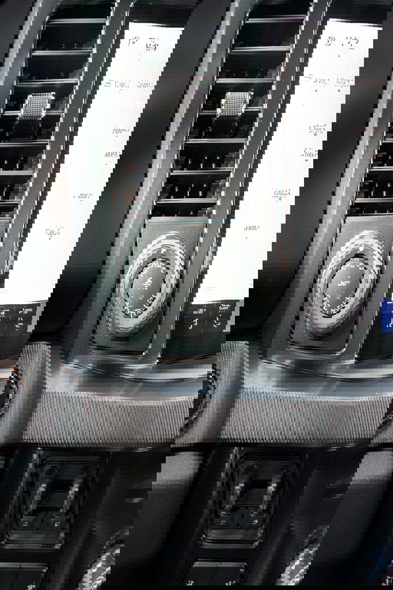 New 2026 Ford F250 Platinum image 17