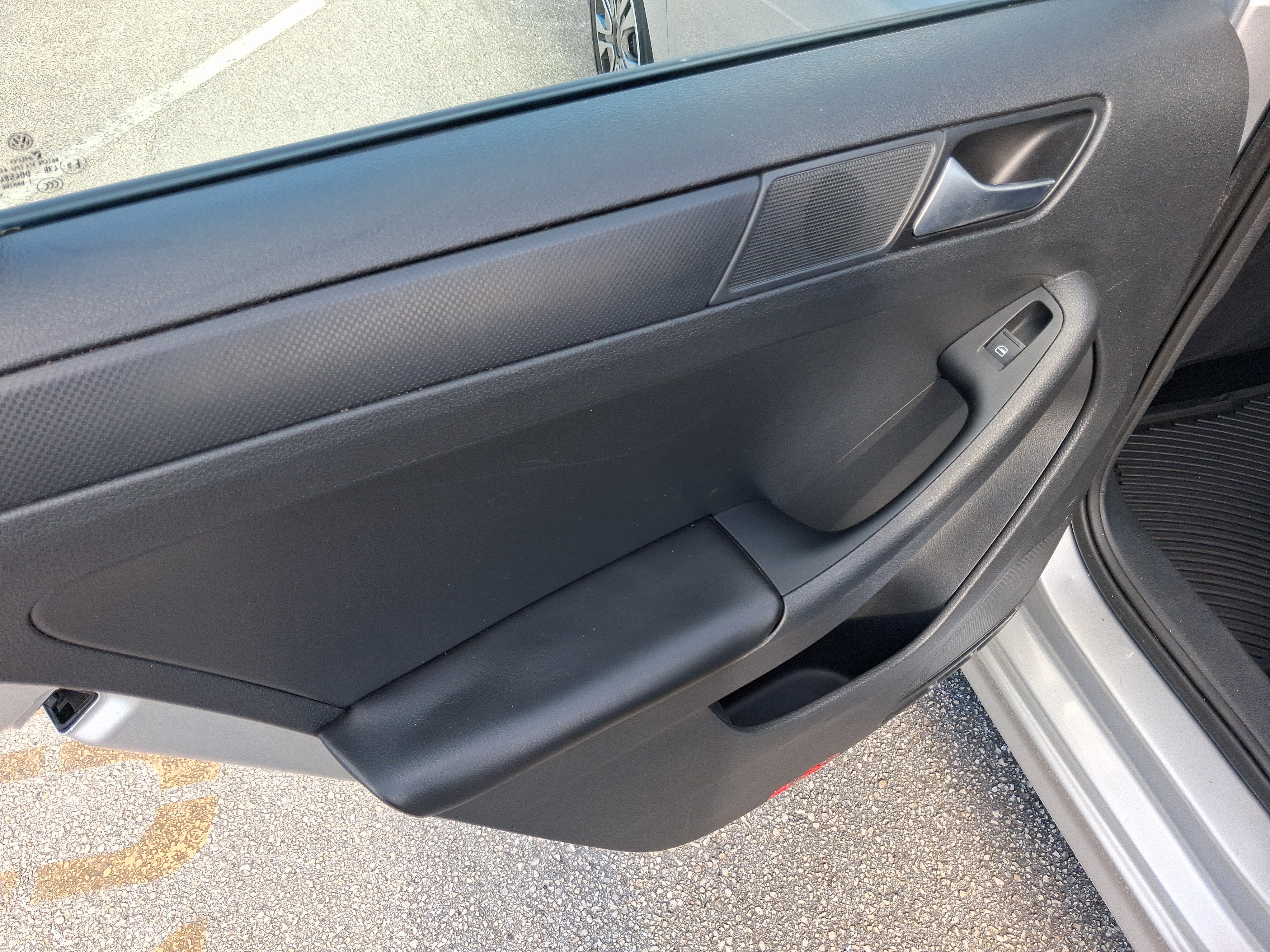 Used 2014 Volkswagen Jetta S FWD image 9