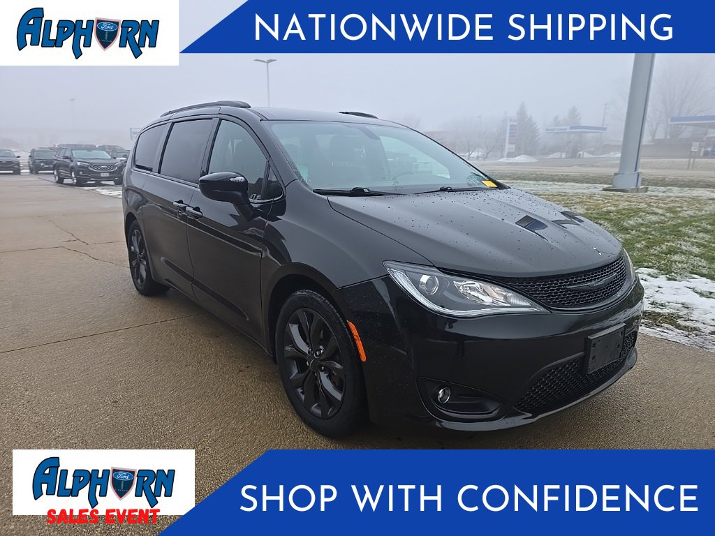 Used 2018 Chrysler Pacifica Touring Plus w/ S Appearance Package