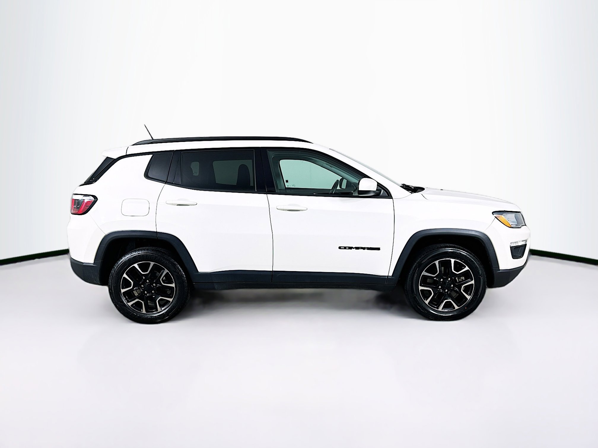 Used 2020 Jeep Compass Sport image 10