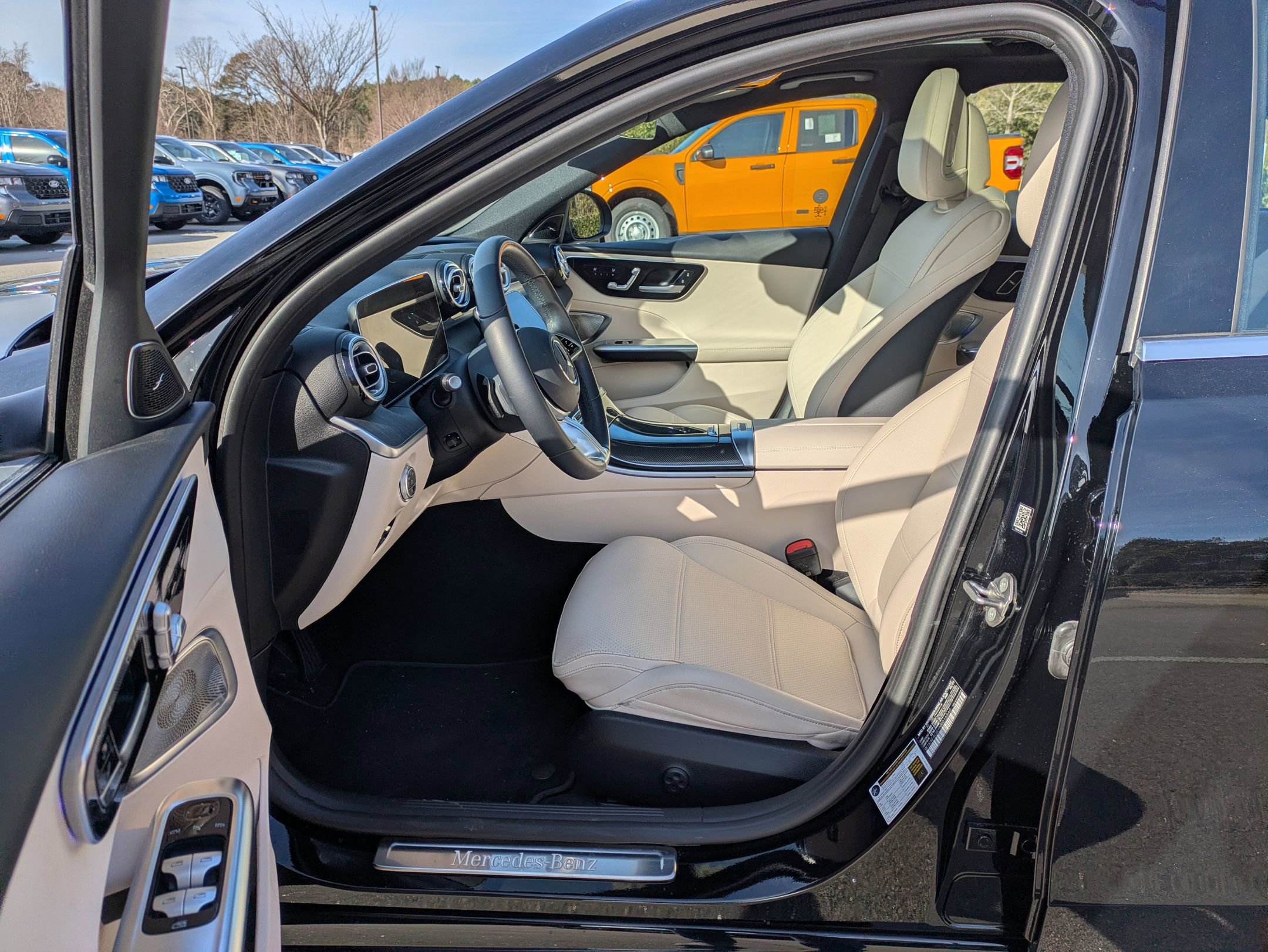 Used 2022 Mercedes-Benz C 300 Sedan image 12