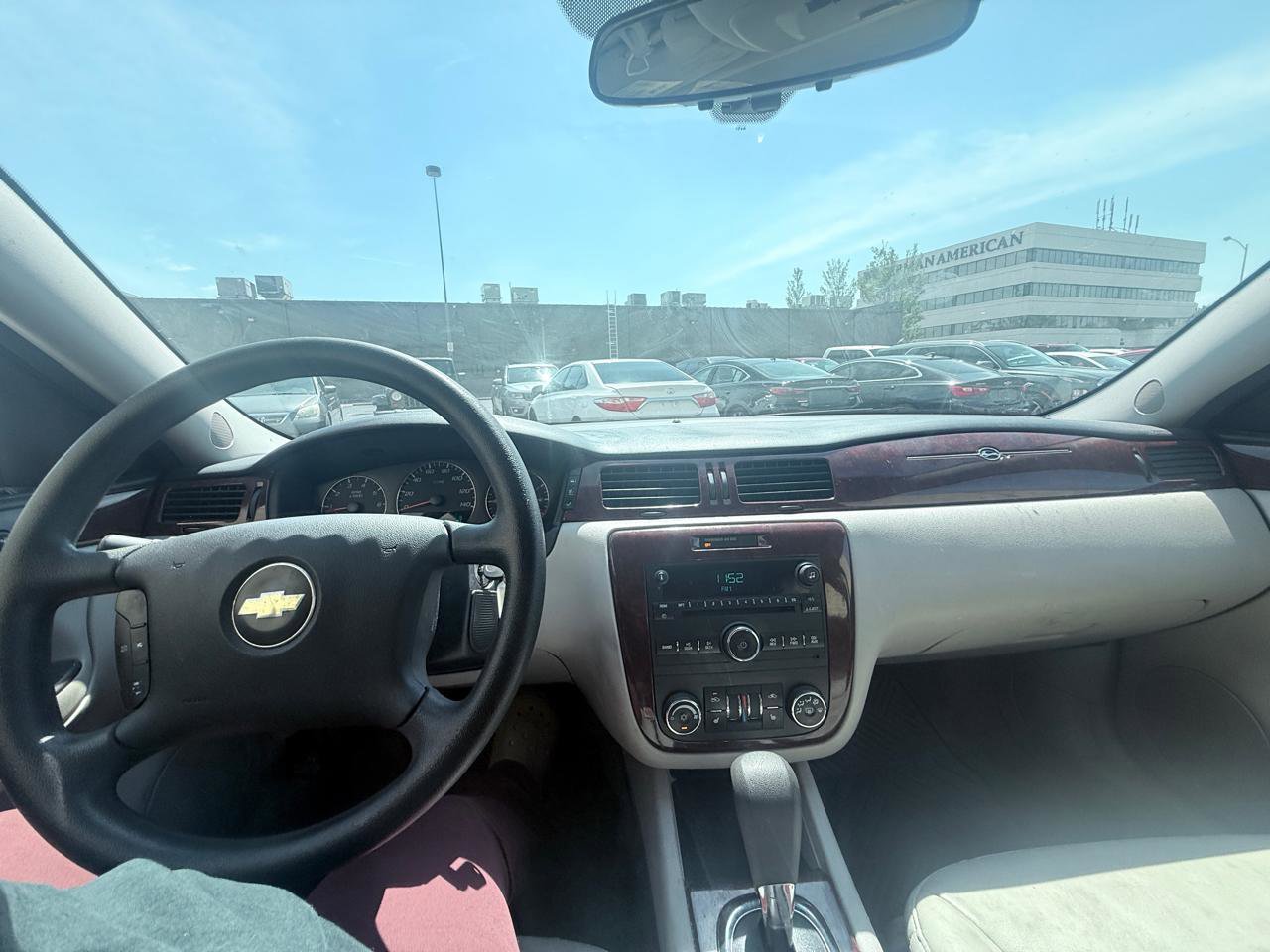 Used 2008 Chevrolet Impala LT FWD image 16