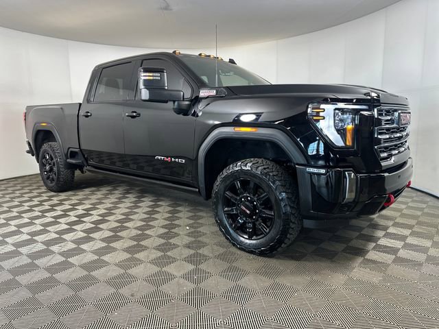 Used 2024 GMC Sierra 2500 AT4 w/ AT4 Premium Plus Package image 2