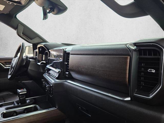 Used 2023 Chevrolet Silverado 1500 High Country w/ High Country Premium Package image 24