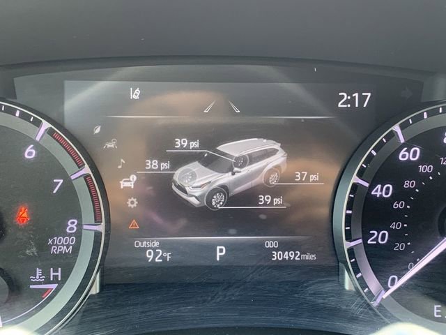 Used 2023 Toyota Highlander XSE image 20