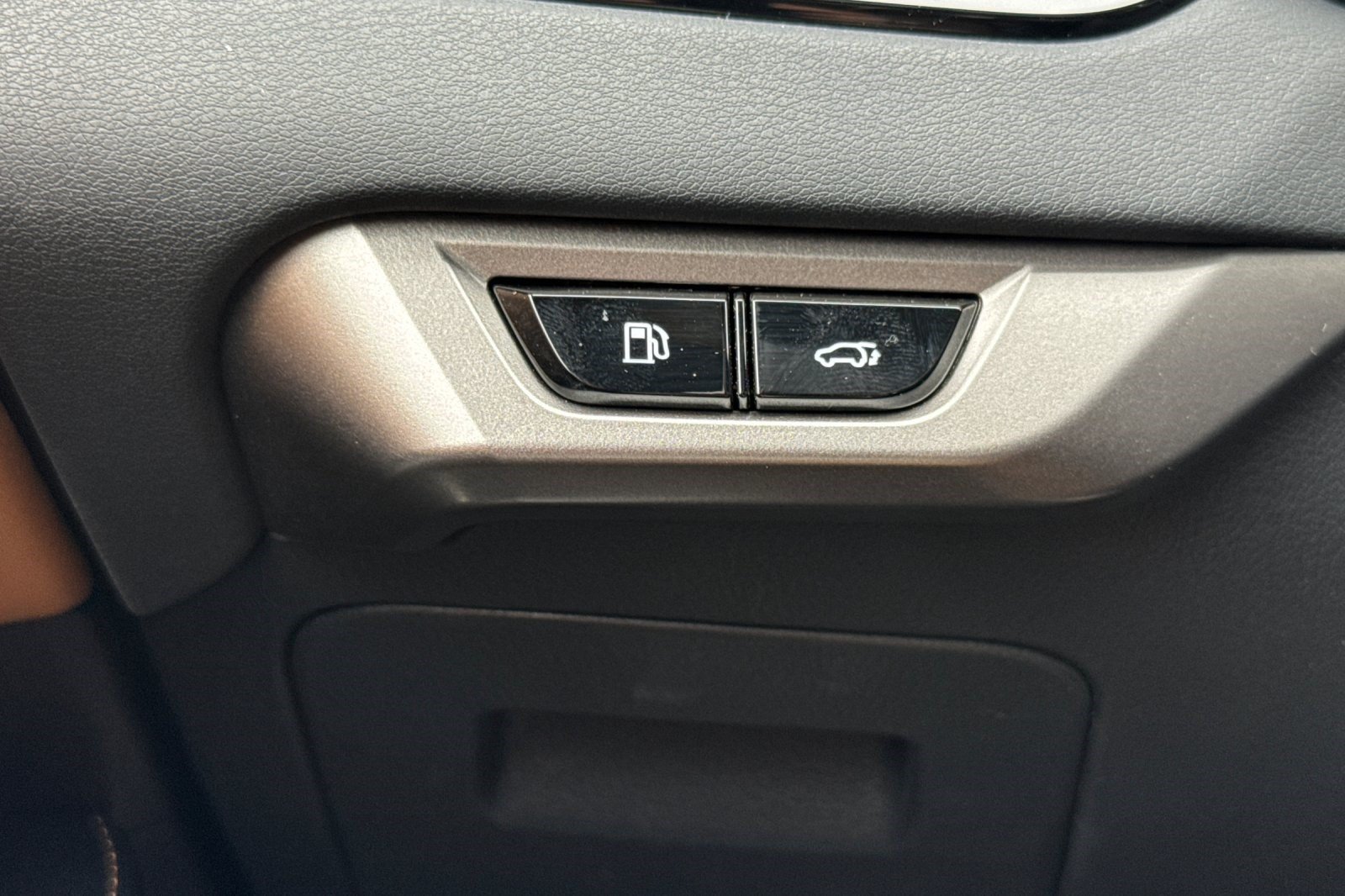 Certified 2024 Lexus RX 350 Premium w/ Cold Area Package FWD image 37
