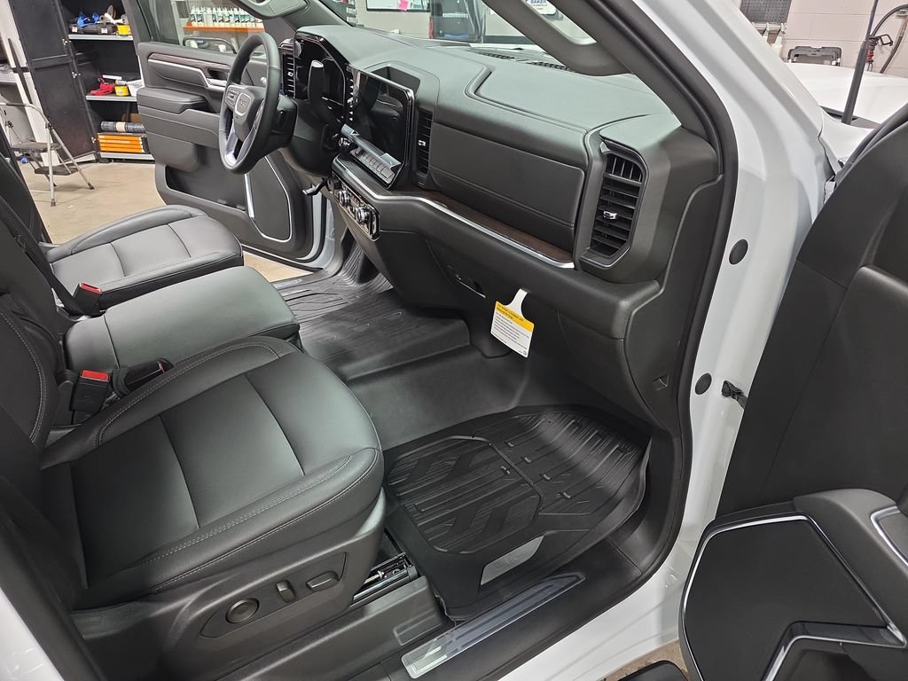 Used 2026 GMC Sierra 2500 SLT AWD/4WD image 10