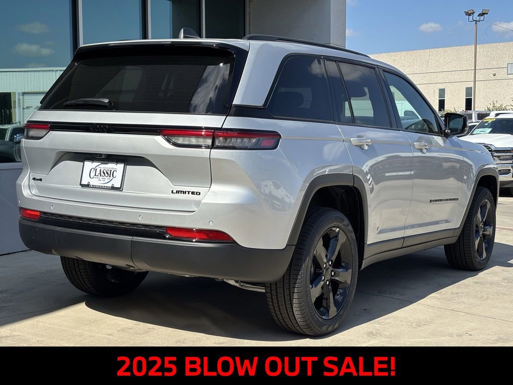 New 2025 Jeep Grand Cherokee Limited w/ Black Appearance Package image 3