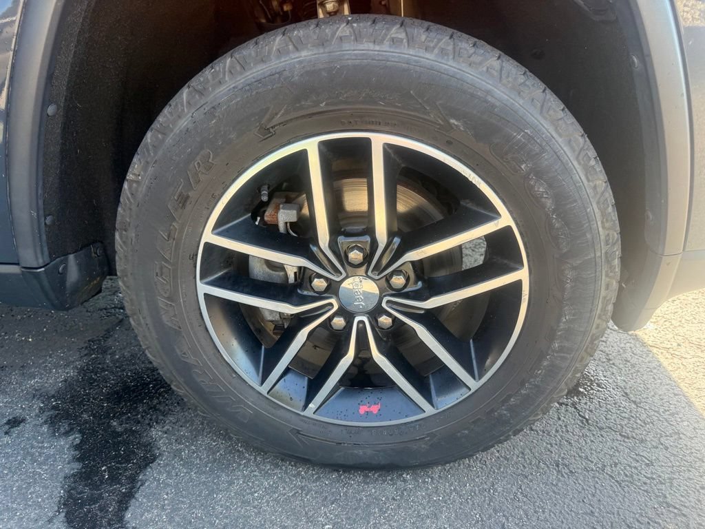 Used 2018 Jeep Grand Cherokee Trailhawk w/ Trailhawk Luxury Group AWD/4WD image 57