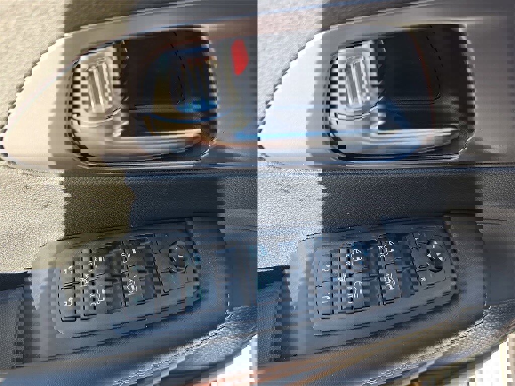 New 2026 Chrysler Pacifica Select image 29